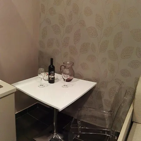 Be Italian Flat Bovio 4* Nápoly