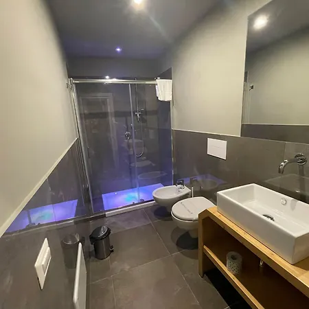 Be Italian Flat Bovio بيت ضيافة 4*