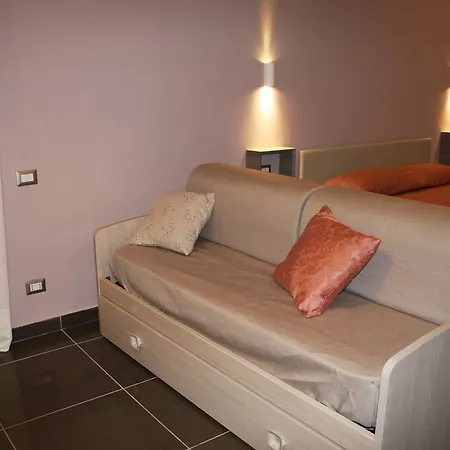Gasthuis Be Italian Flat Bovio Napels