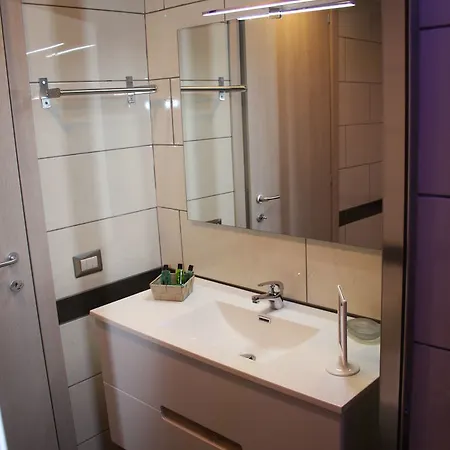 Be Italian Flat Bovio 3* Napels