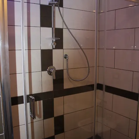 Gasthuis Be Italian Flat Bovio 3*