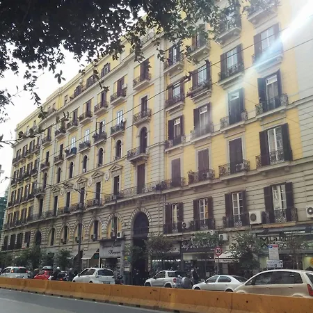 Be Italian Flat Bovio Gasthuis 3*