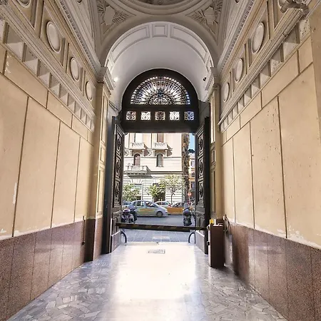 Be Italian Flat Bovio Gasthuis 3*