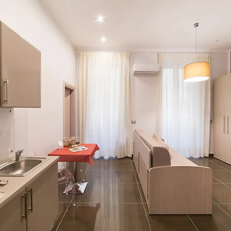Gasthuis Be Italian Flat Bovio Napels