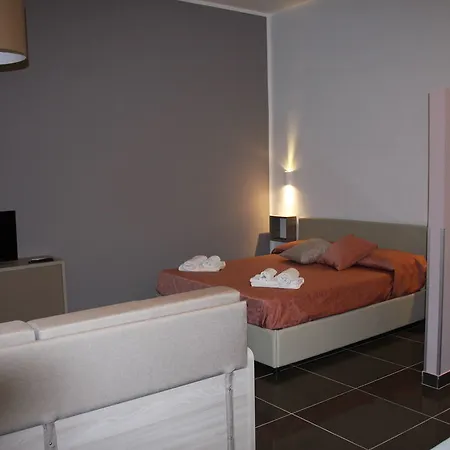 Be Italian Flat Bovio Pensjonat